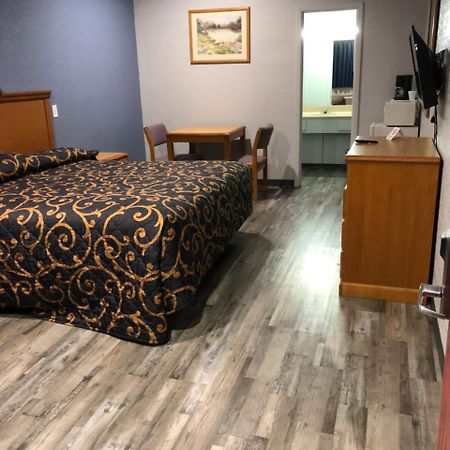 Delux Inn Cleburne Exteriér fotografie